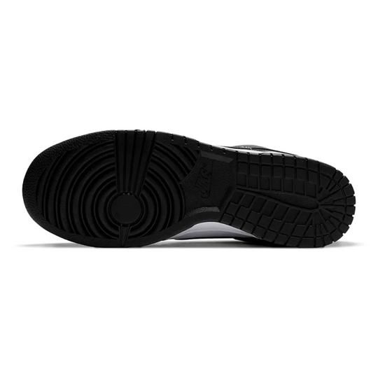 Nike Dunk Low Retro Panda